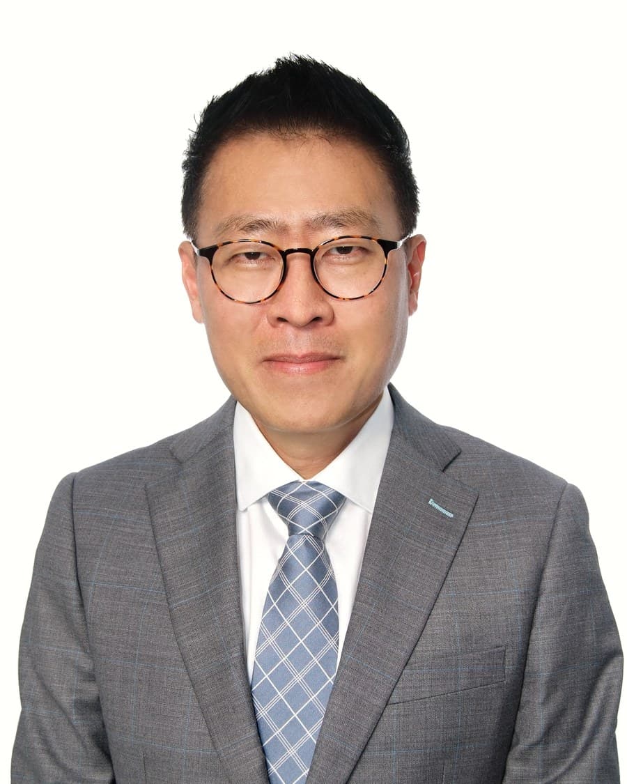 Portrait of Jonathan Lim